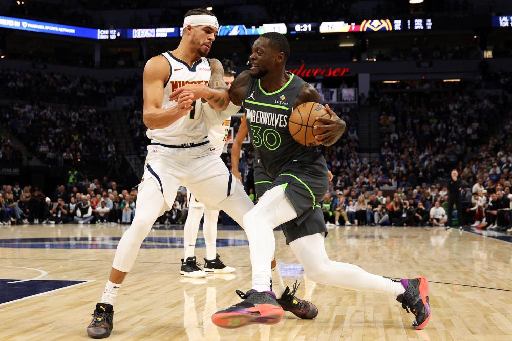 返冠军争夺 返冠军争夺