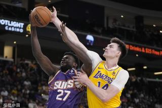 门员李娜多 门员李娜多